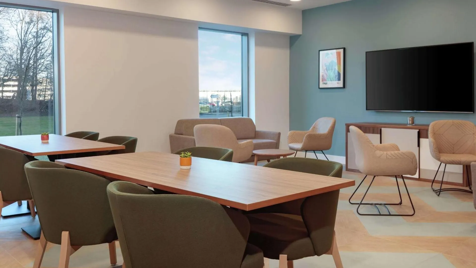Hotel Hampton By Hilton Edinburgh Airport Ingliston 3*,  Regno Unito